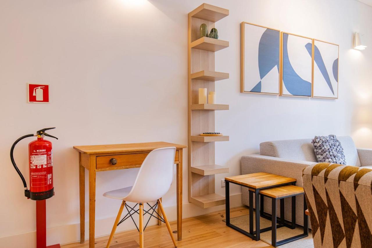 Modern Rustic Flat In Santos By Lovelystay Lizbona Zewnętrze zdjęcie